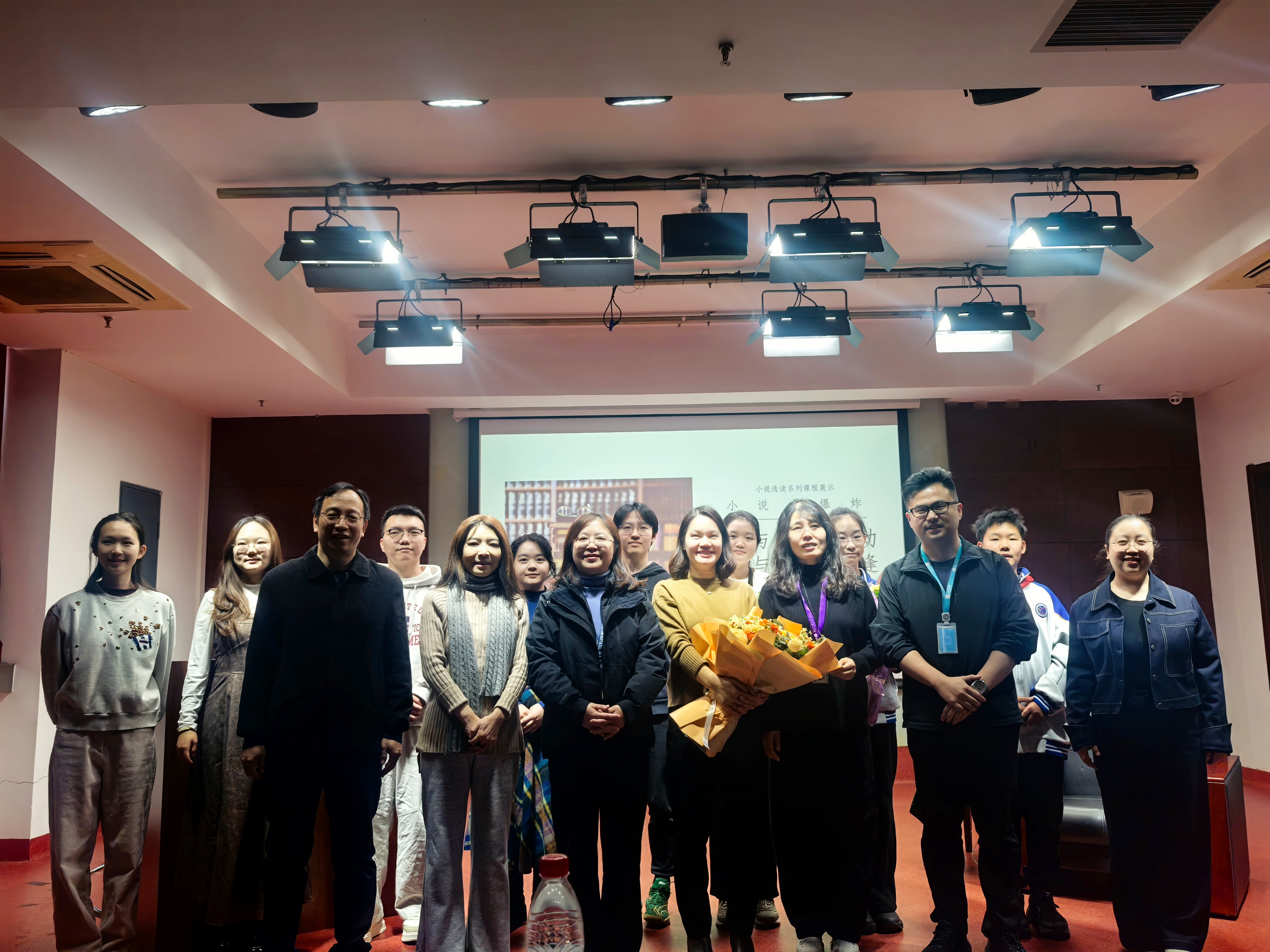 以文为媒赴盛宴，大中携手诵经典 ——工大附中广播员亮相“美在工大”教学成果展示活动